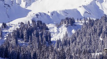 Steinmandl im Winter