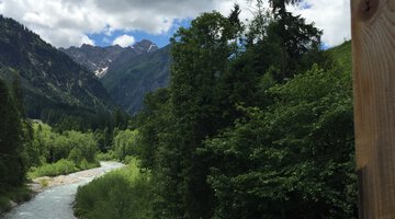 Höflerbrücke mit Blick Richtung Baad