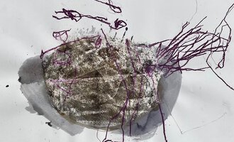 © Das Naturhotel Chesa Valisa | Petra Losse-Brust An artistic representation with an oval shape, designed with brown and purple lines and structures. The colors give the image a creative and abstract touch. | © Das Naturhotel Chesa Valisa | Petra Losse-Brust