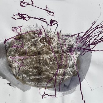 © Das Naturhotel Chesa Valisa | Petra Losse-Brust An artistic representation with an oval shape, designed with brown and purple lines and structures. The colors give the image a creative and abstract touch. | © Das Naturhotel Chesa Valisa | Petra Losse-Brust