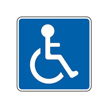 Ein Symbol für Barrierefreiheit. Es zeigt eine Person im Rollstuhl auf einem blauen Hintergrund. | © Parkplatz für mobilitätseingeschränkte Personen