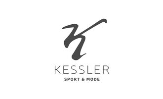 Ein stilisiertes Logo mit einem großen „K“ in Schwarz. Darunter steht „KESSLER SPORT & MODE“ in einer klaren Schrift. | © kessler_logo_1_sport-mode_frei Logo
