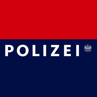 © Polizeiinspektion Kleinwalsertal Logo A police sign with the word "POLICE" in large letters. It is in the colors blue and red. | © Polizeiinspektion Kleinwalsertal Logo