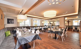 © Hotel Neue Krone GmbH | Werbewind GmbH