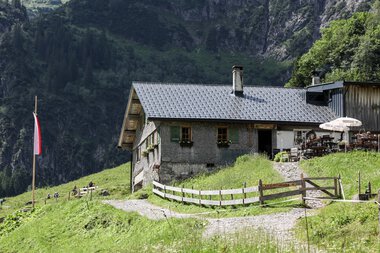 © Kleinwalsertal Tourismus eGen • Bernhards Gemstelhütte • Fotograf: Frank Drechsel © Kleinwalsertal Tourismus eGen • Bernhards Gemstelhütte • Fotograf: Frank Drechsel
